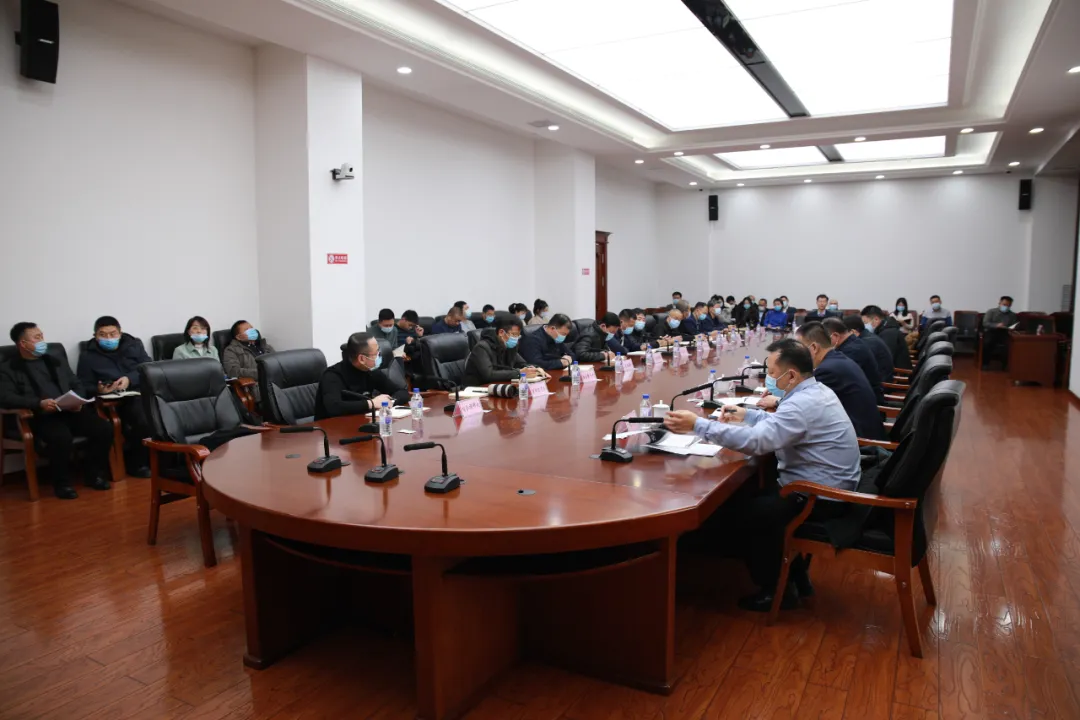 吉林市委政法委召开理论学习中心组集体学习（扩大）会议 深入学习党的十九届六中全会精神