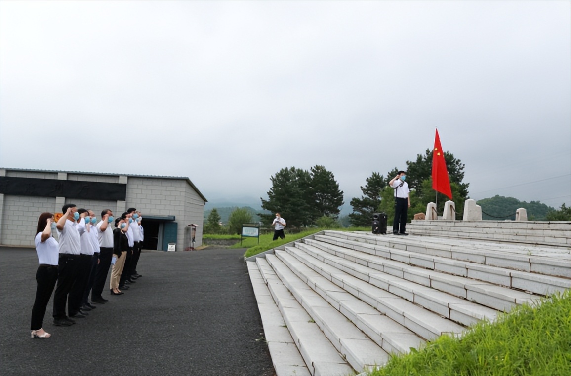 吉林市委副书记、市委政法委书记程竹参加市总工会“永远跟党走、奋进新征程”系列活动