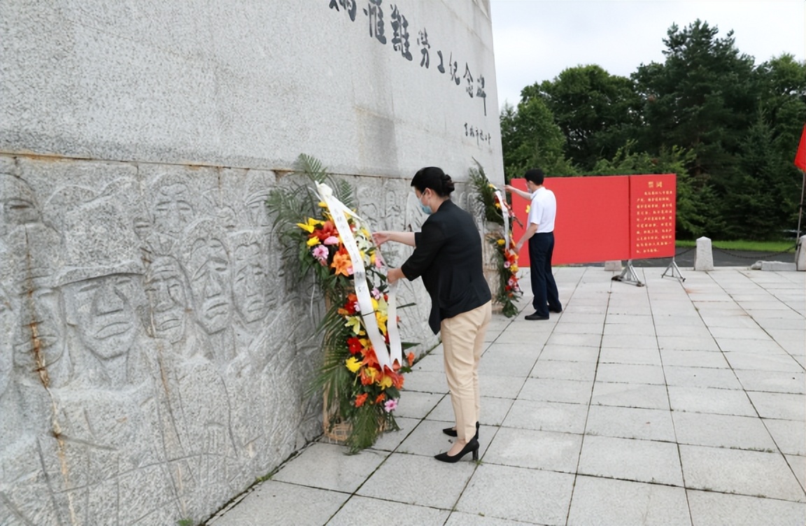 吉林市委副书记、市委政法委书记程竹参加市总工会“永远跟党走、奋进新征程”系列活动