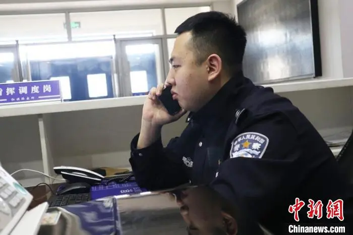 致敬警察节丨警察节里的初心传承：新警老警延续“红蓝”血脉